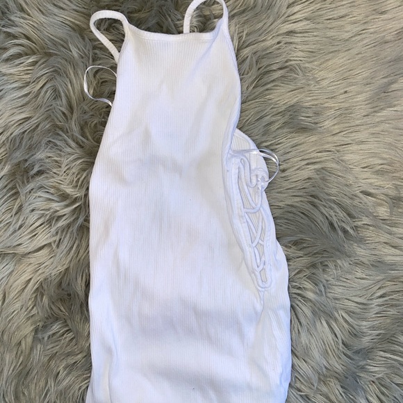 WHITE CAMI LACED ON BOTH SIDES - Picture 2 of 2